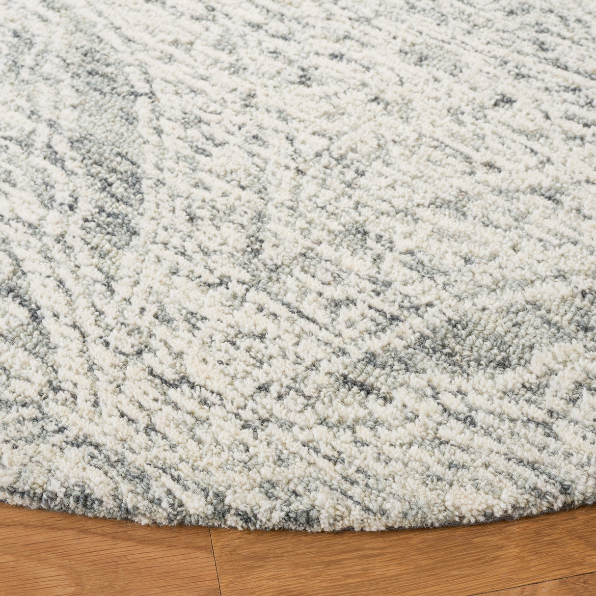 Safavieh Metro Met802F Natural/Light Grey Rugs.