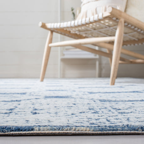Safavieh Metro Met803M Natural/Blue Rugs.