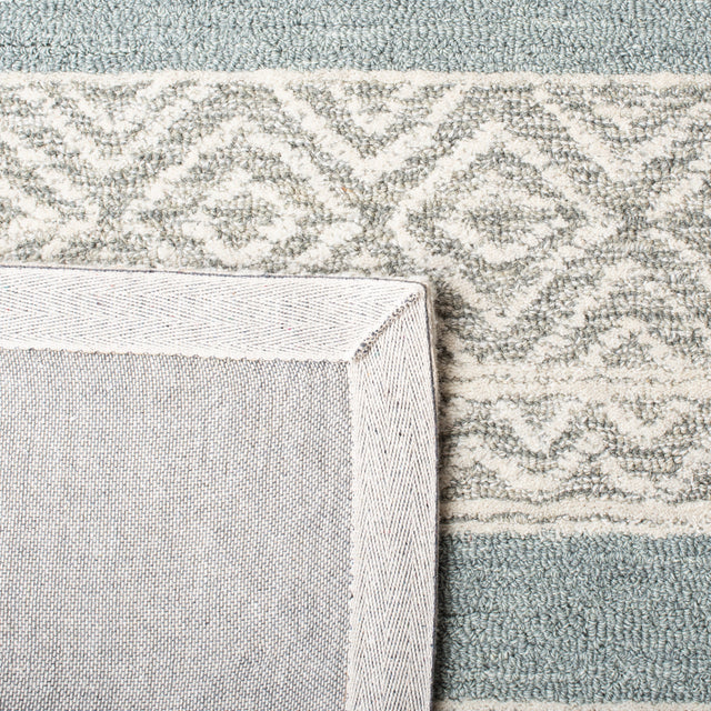 Safavieh Metro Met804F Natural/Light Grey Rugs.