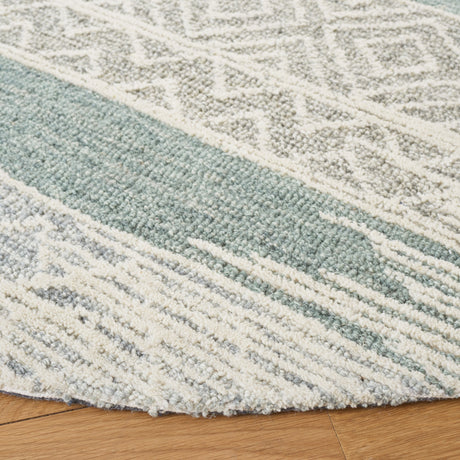 Safavieh Metro Met804F Natural/Light Grey Rugs.