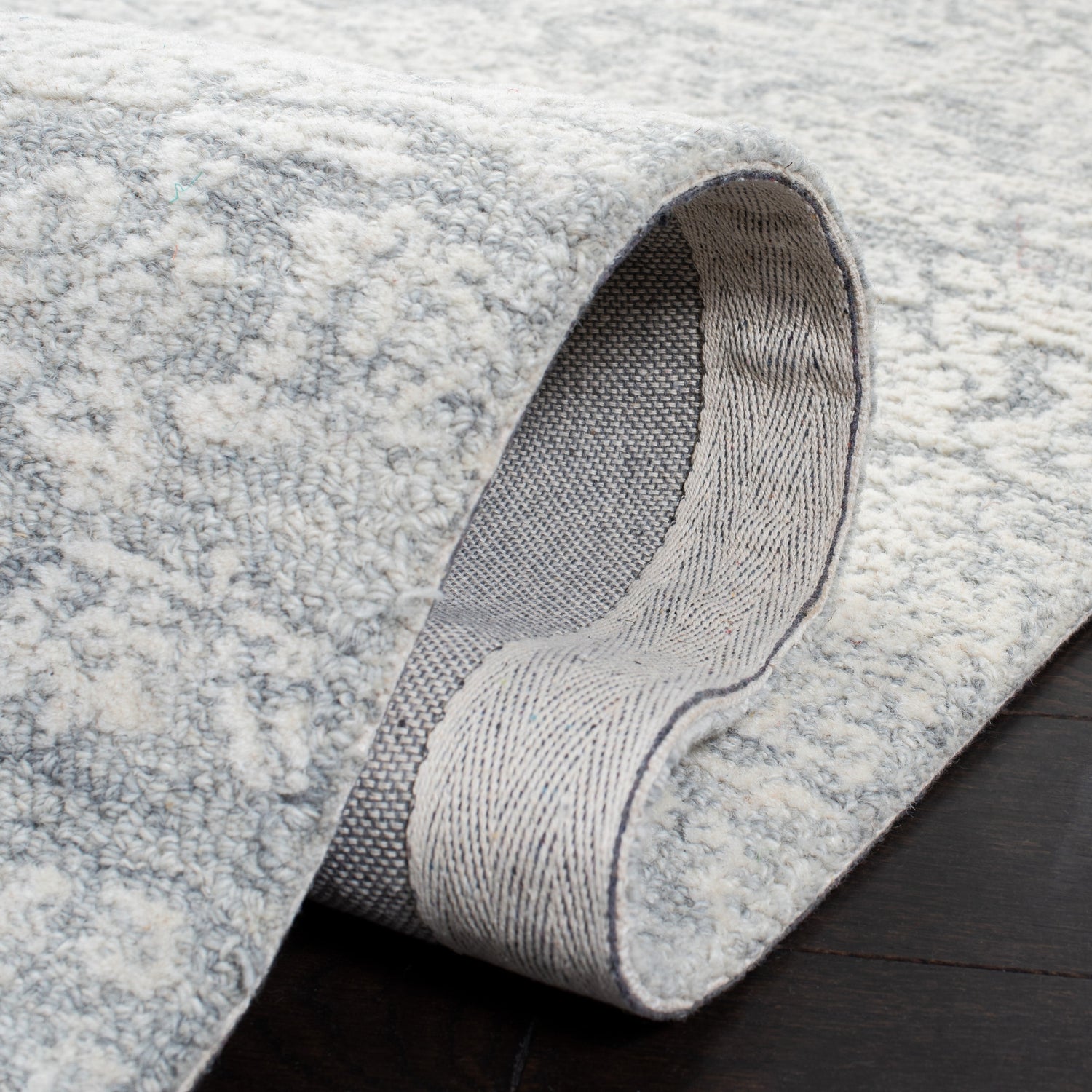 Safavieh Metro Met805F Light Grey Rugs.