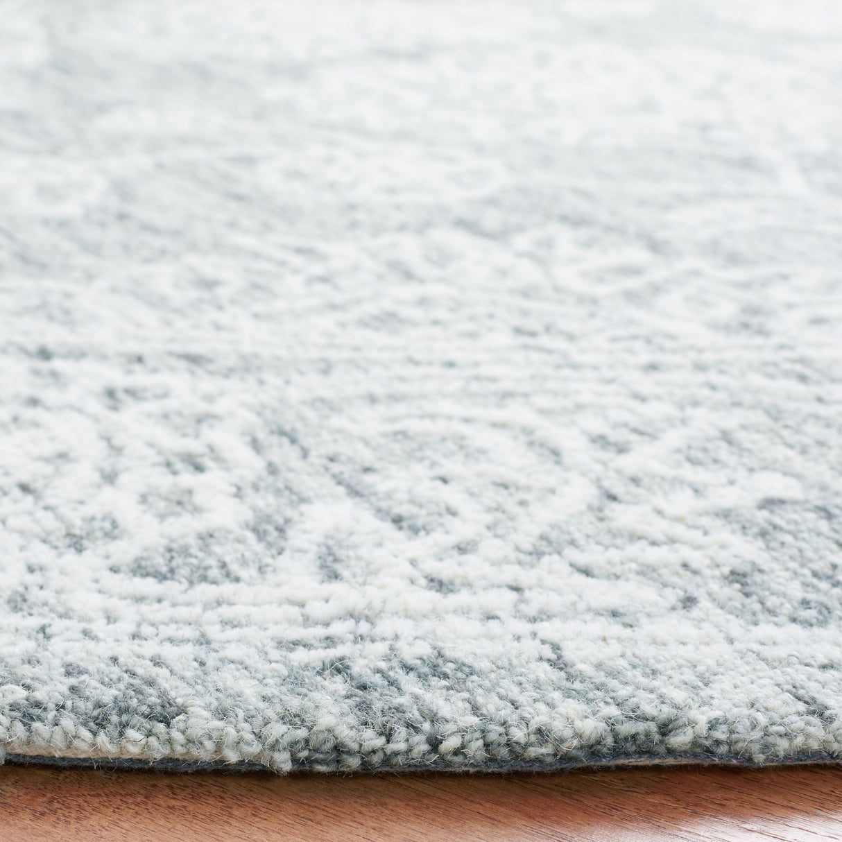 Safavieh Metro Met806F Natural/Grey Rugs.