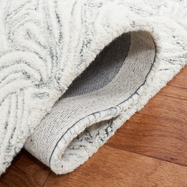 Safavieh Metro Met850F Grey/Ivory Rug.