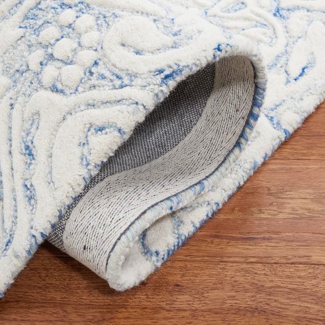 Safavieh Metro Met850M Blue/Ivory Rug.