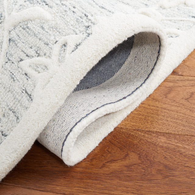 Safavieh Metro Met853F Grey/Ivory Rug.