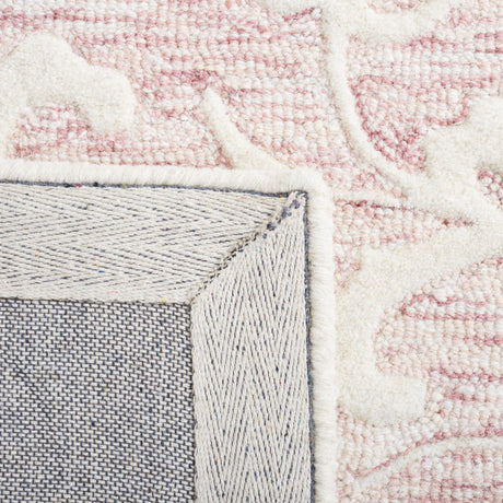 Safavieh Metro Met853U Pink/Ivory Rug.