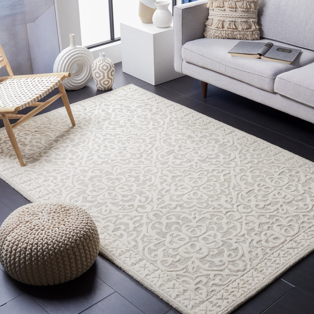 Safavieh Metro Met857G Grey/Ivory Rug.