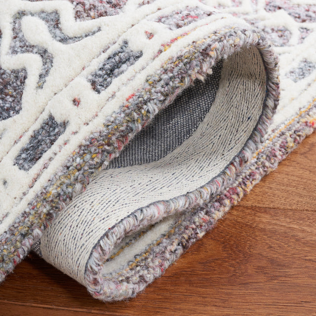 Safavieh Metro Met861Q Red/Ivory Rug.