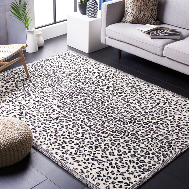 Safavieh Metro Met868Z Black/Ivory Rug.