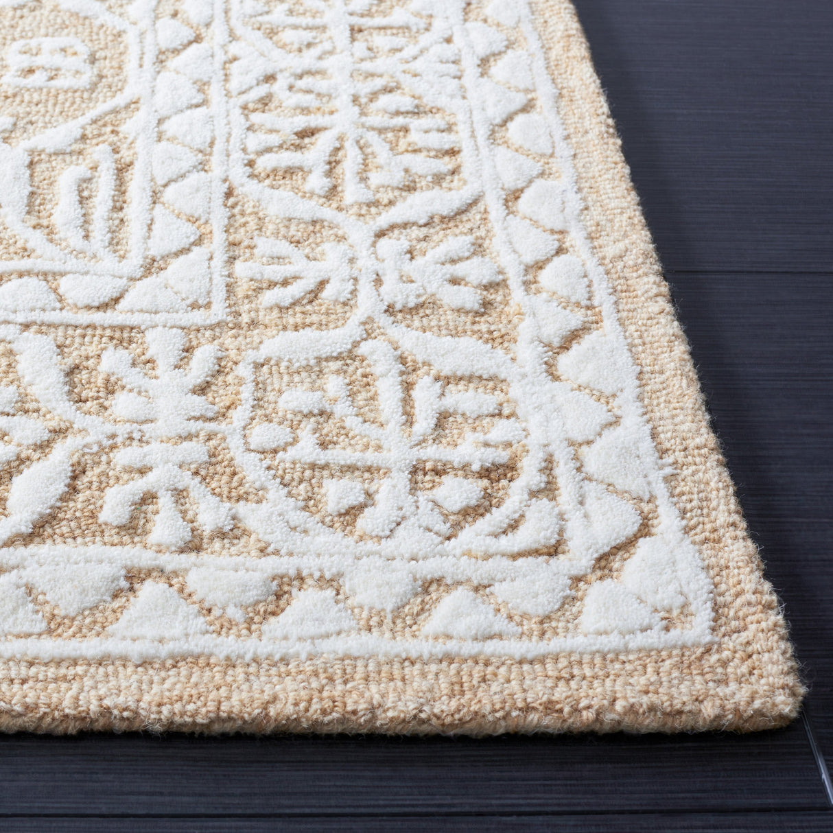 Safavieh Metro Met903D Gold/Ivory Rug.