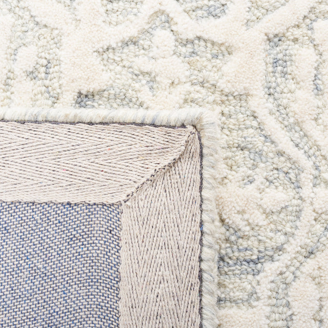 Safavieh Metro Met903G Light Grey/Ivory Rug.