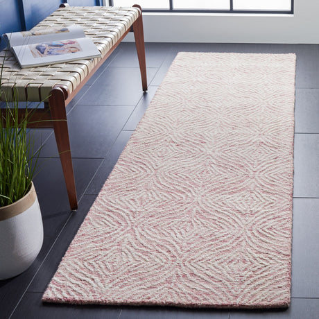 Safavieh Metro Met904U Dark Pink/Ivory Rug.