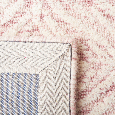 Safavieh Metro Met904U Dark Pink/Ivory Rug.