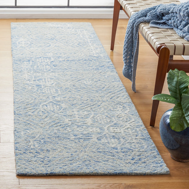 Safavieh Metro Met905M Blue/Ivory Rug.