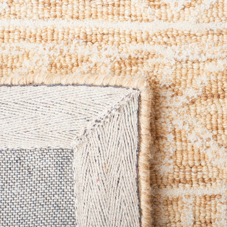 Safavieh Metro Met906D Gold/Ivory Rug.