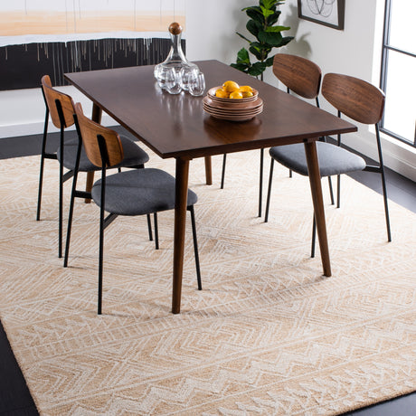 Safavieh Metro Met906D Gold/Ivory Rug.