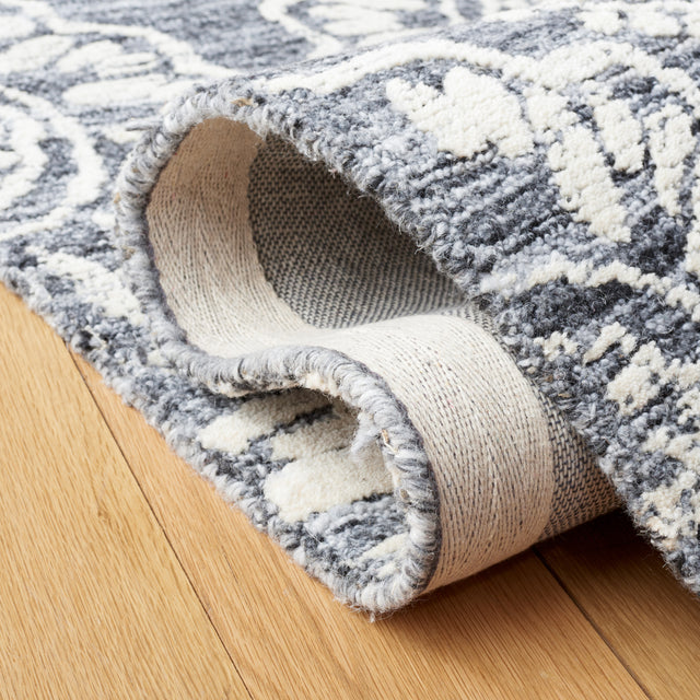 Safavieh Metro Met910F Grey/Ivory Rug.