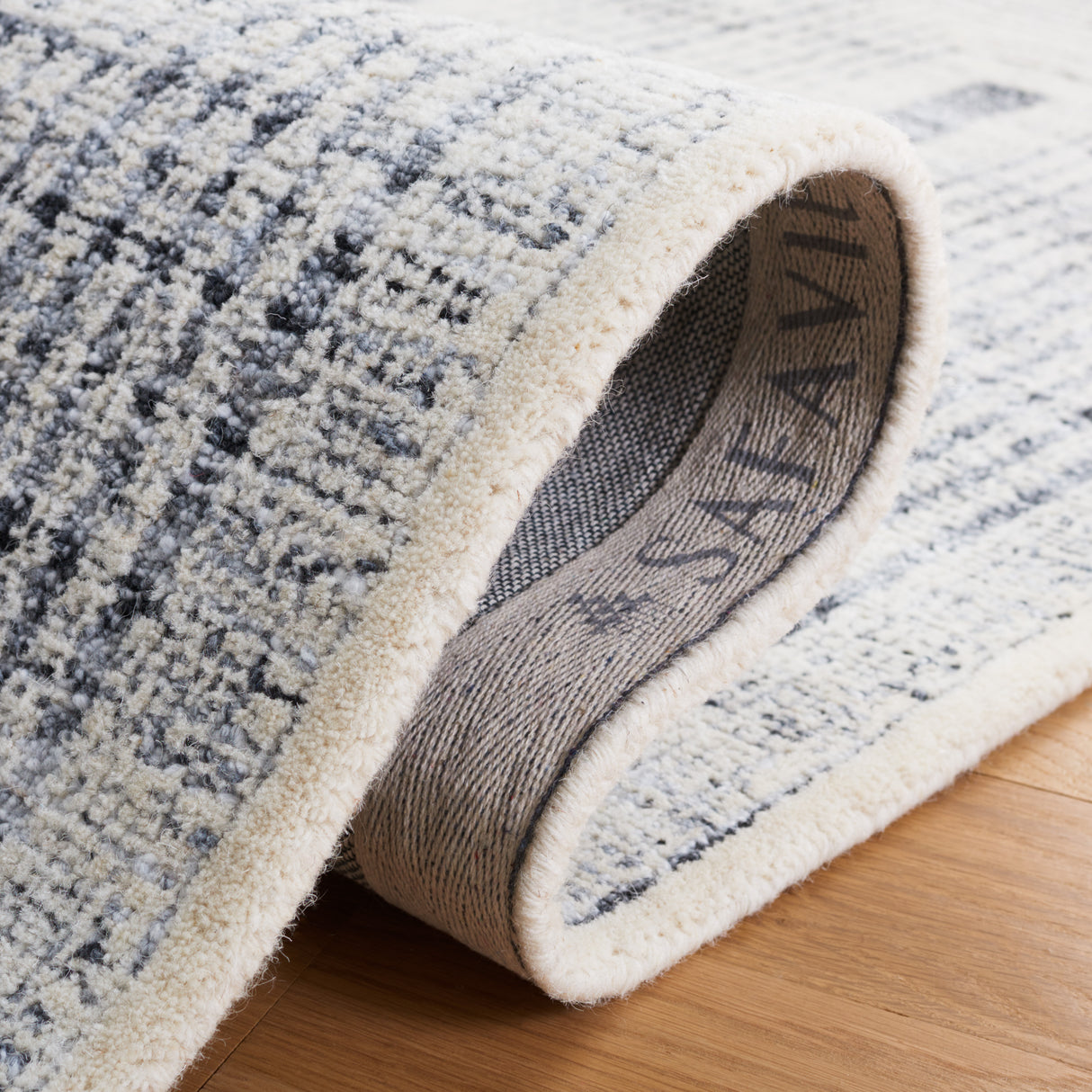 Safavieh Metro Met991G Light Grey/Ivory Rugs.