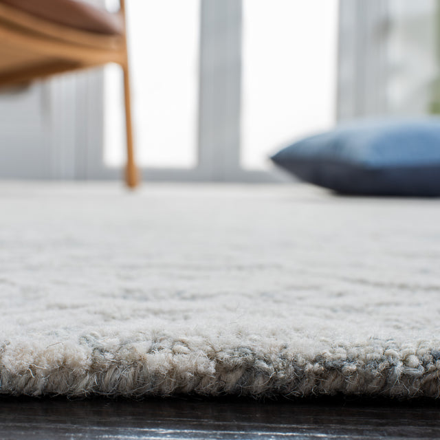 Safavieh Metro Met997G Light Grey/Ivory Rugs.