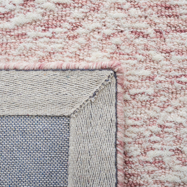 Safavieh Metro Met998U Pink/Ivory Rugs.
