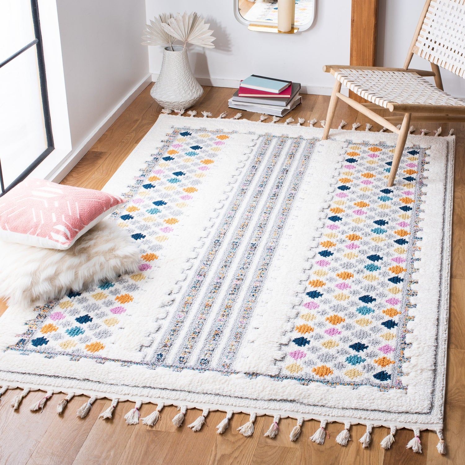 Safavieh Moroccan Fringe Shag Mfg102A Ivory/Grey Rugs.