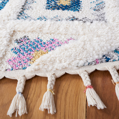 Safavieh Moroccan Fringe Shag Mfg104A Ivory/Navy Rugs.