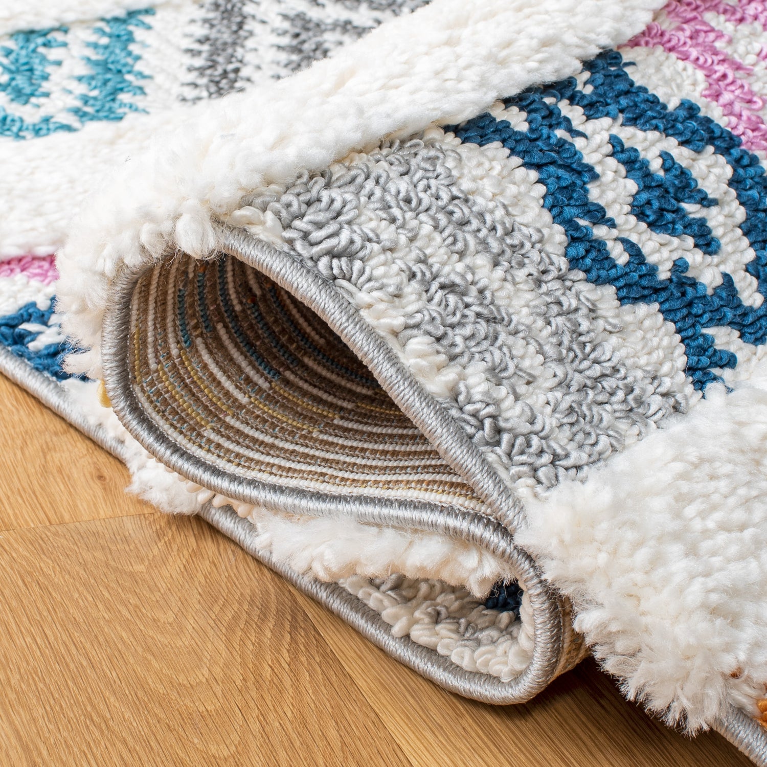 Safavieh Moroccan Fringe Shag Mfg110A Ivory/Blue Rugs.