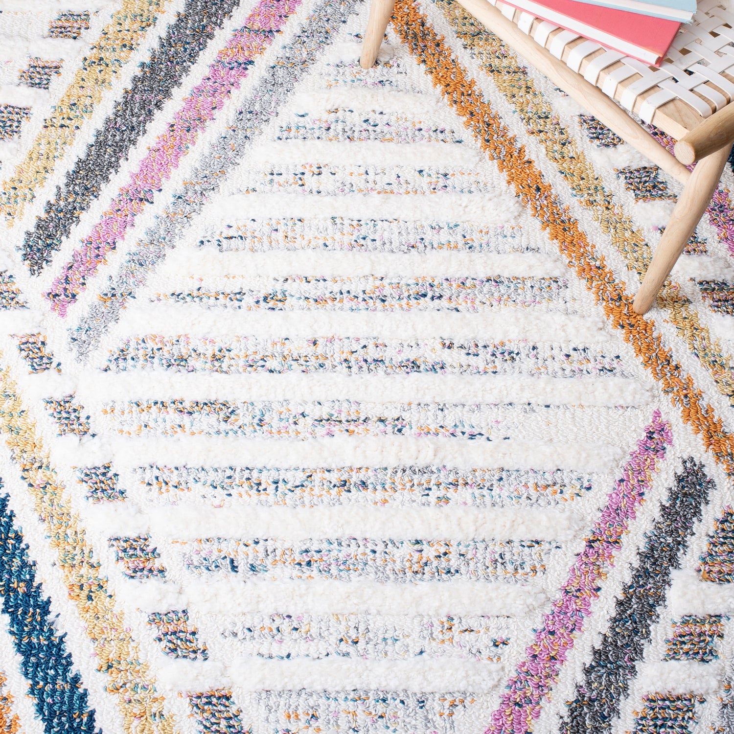 Safavieh Moroccan Fringe Shag Mfg112A Ivory/Grey Rugs.