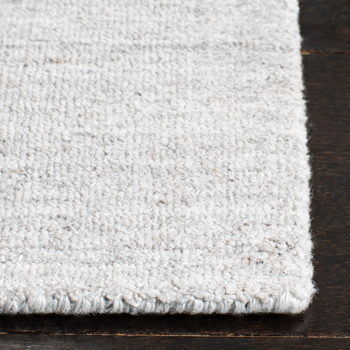 Safavieh Mirage Mir176G Light Grey Rugs.