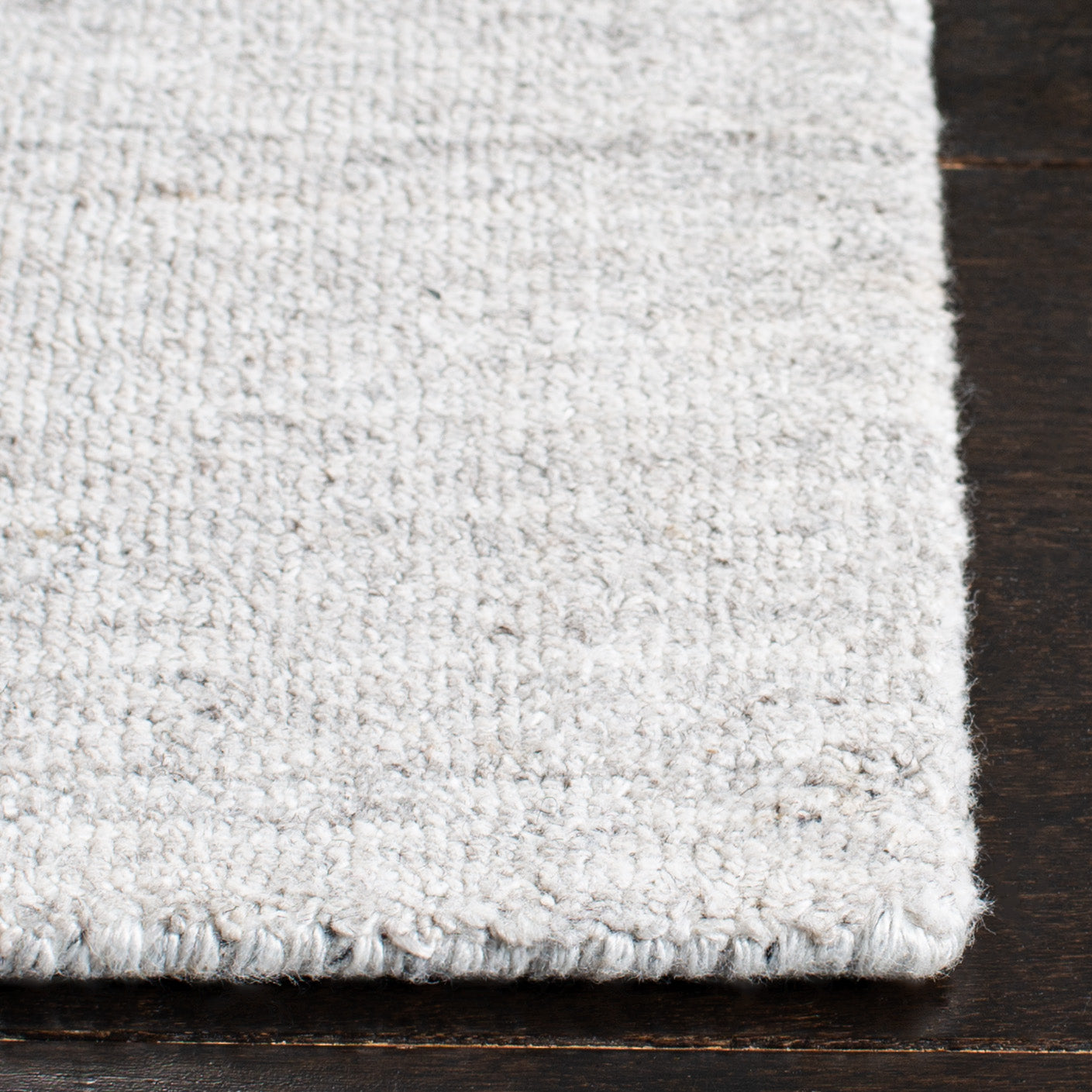 Safavieh Mirage Mir176G Light Grey Rugs.
