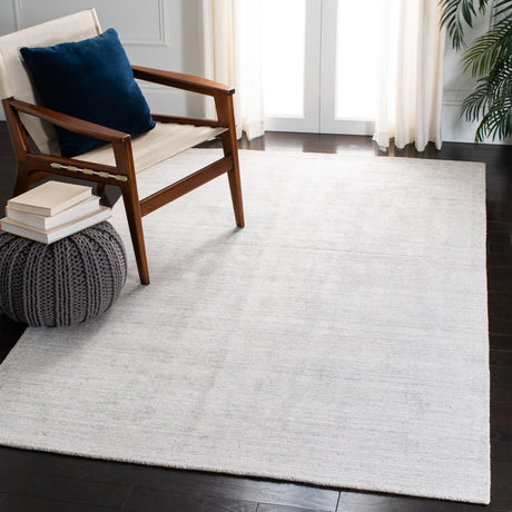 Safavieh Mirage Mir176G Light Grey Rugs.