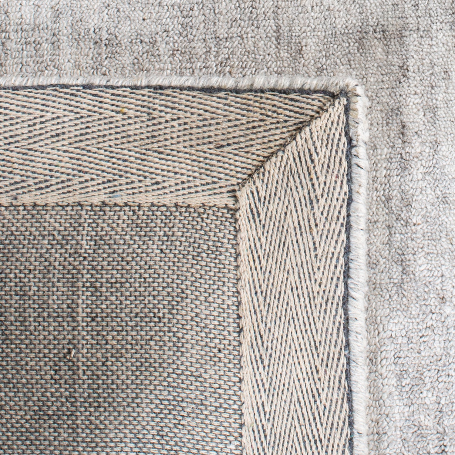 Safavieh Mirage Mir176G Light Grey Rugs.