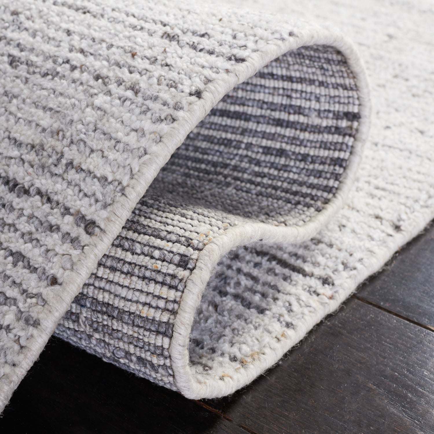 Safavieh Mirage Mir470A Ivory/Grey Rugs.