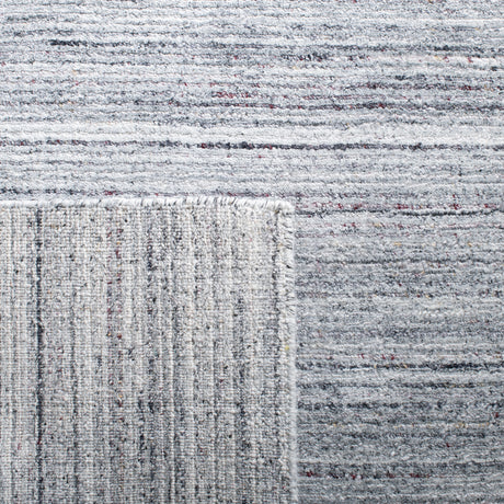 Safavieh Mirage Mir470F Light Grey Rugs.