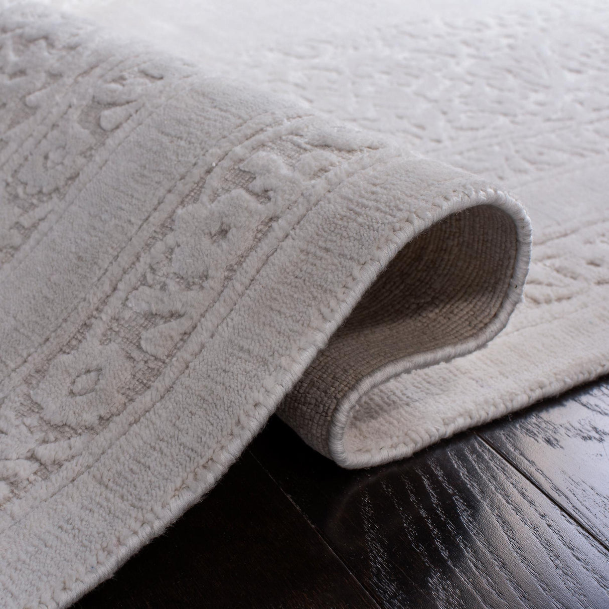 Safavieh Mirage Mir501A Ivory Rugs.