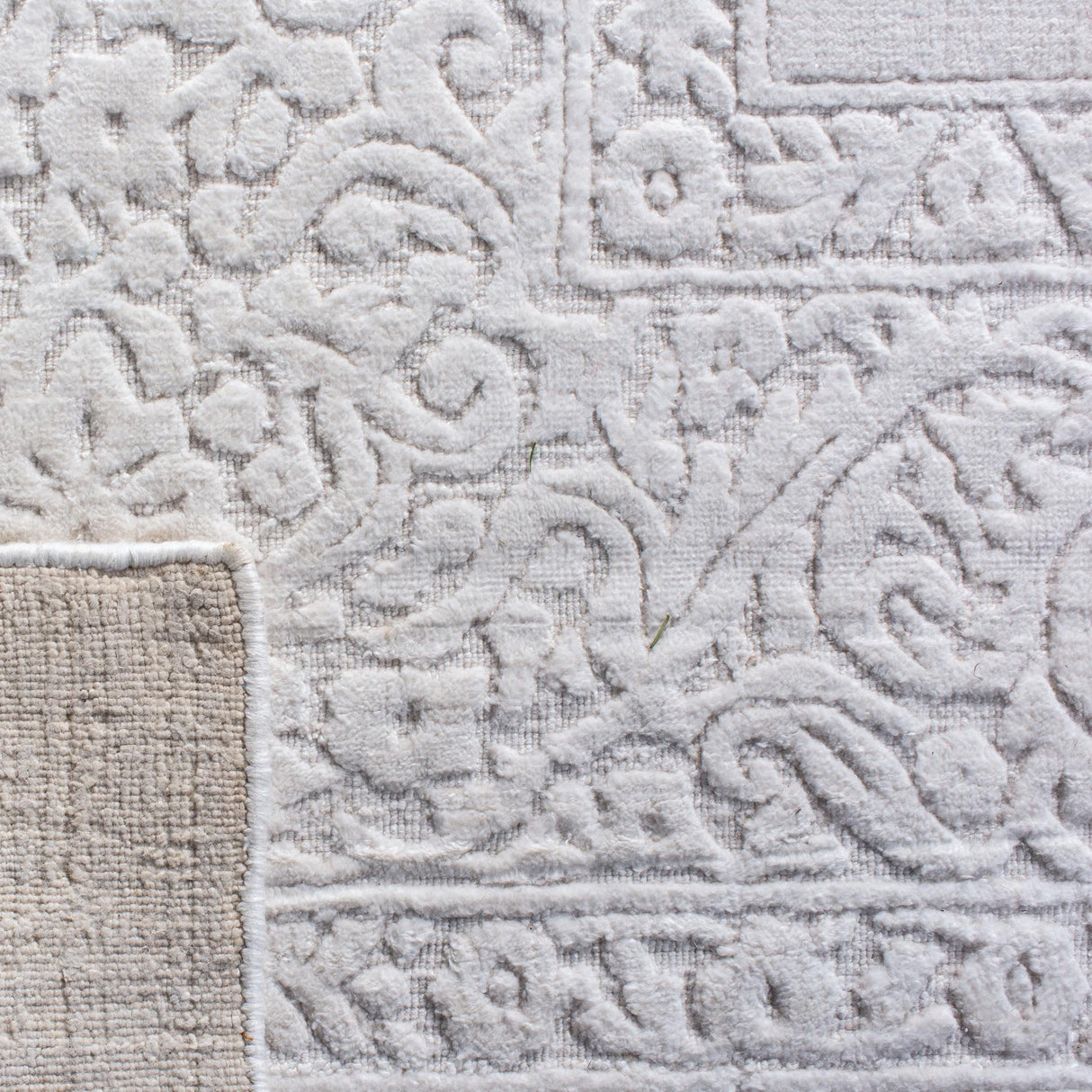 Safavieh Mirage Mir501A Ivory Rugs.