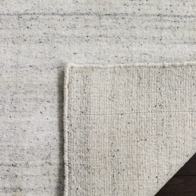 Safavieh Mirage Mir550E Silver Area Rug