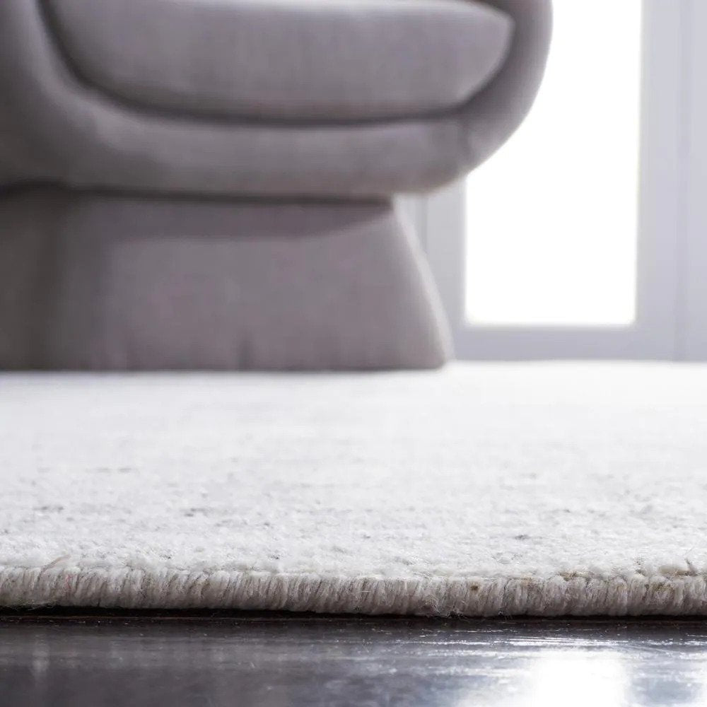 Safavieh Mirage Mirb470A Ivory/Grey Rug.