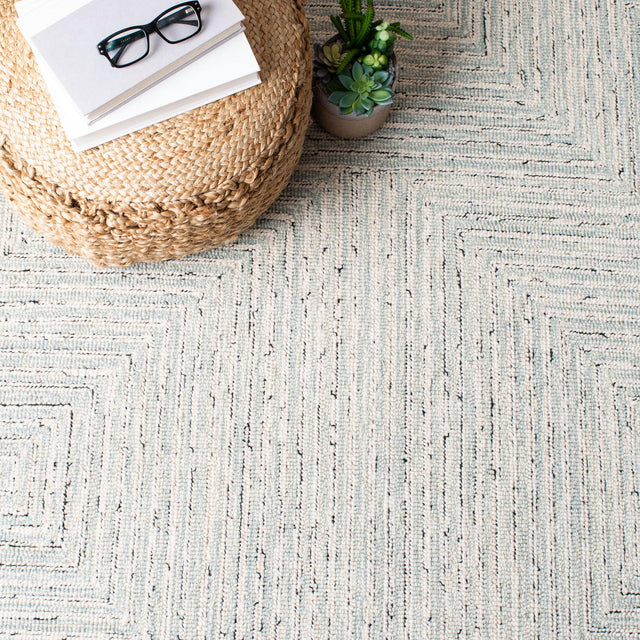 Safavieh Micro-Loop Mlp176F Light Grey/Ivory Rugs.