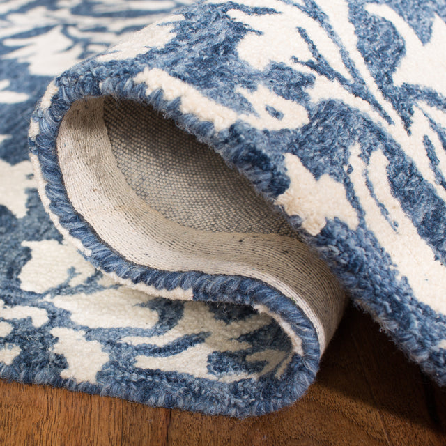 Safavieh Micro-Loop Mlp221M Blue/Ivory Rugs.