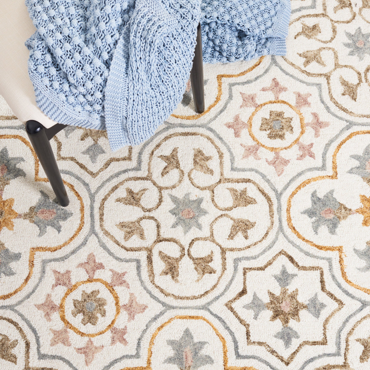 Safavieh Micro Loop Mlp381A Ivory/Grey Rug.
