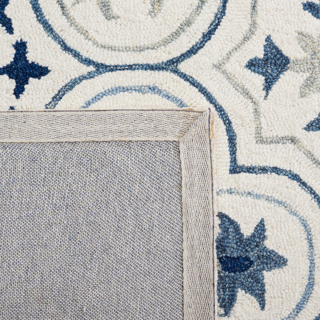 Safavieh Micro Loop Mlp381W Ivory/Sage Rug.