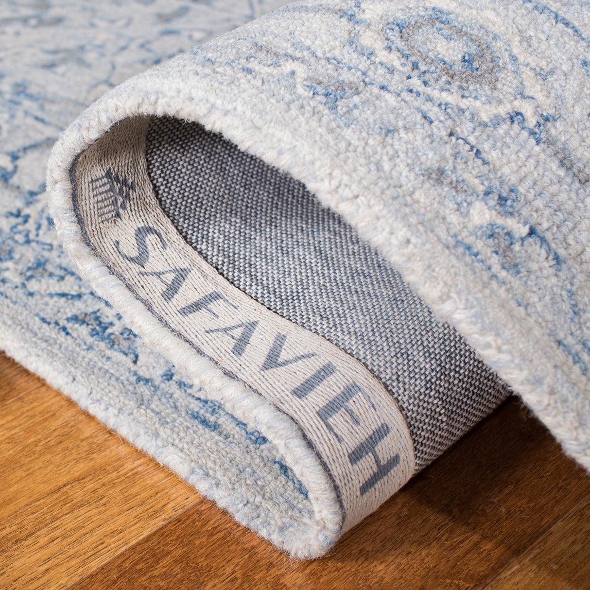 Safavieh Micro-Loop Mlp504M Light Blue/Ivory Rugs.