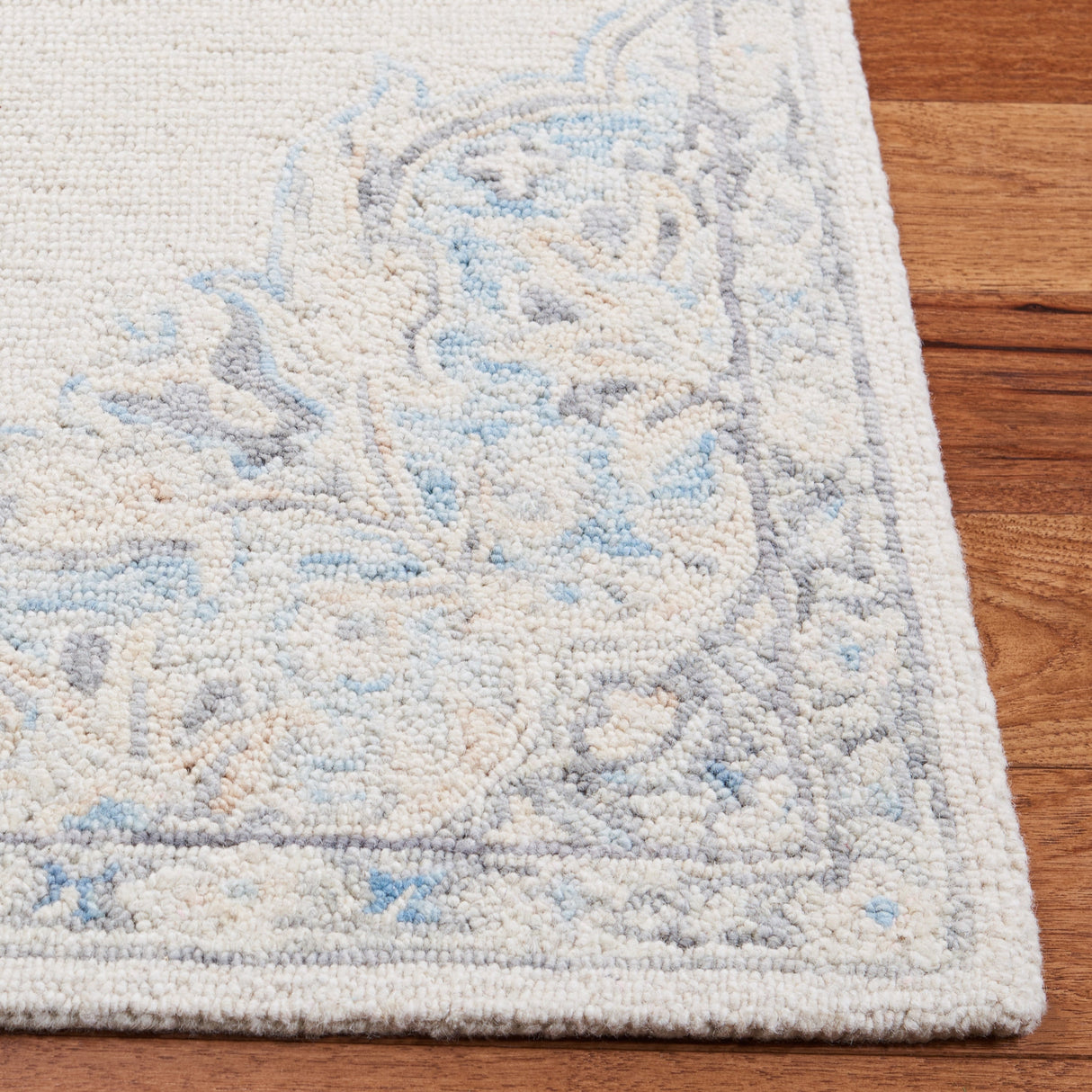 Safavieh Micro-Loop Mlp516A Ivory/Blue Rugs.