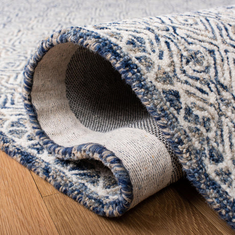 Safavieh Micro-Loop Mlp526N Navy/Ivory Rugs.