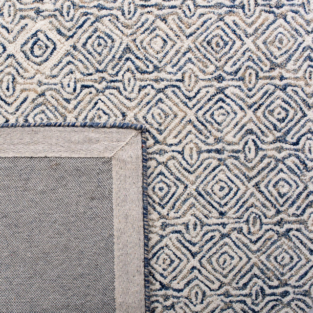 Safavieh Micro-Loop Mlp526N Navy/Ivory Rugs.