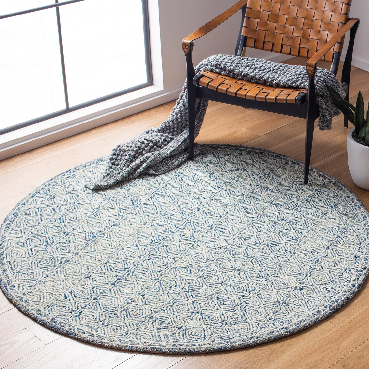Safavieh Micro-Loop Mlp526N Navy/Ivory Rugs.