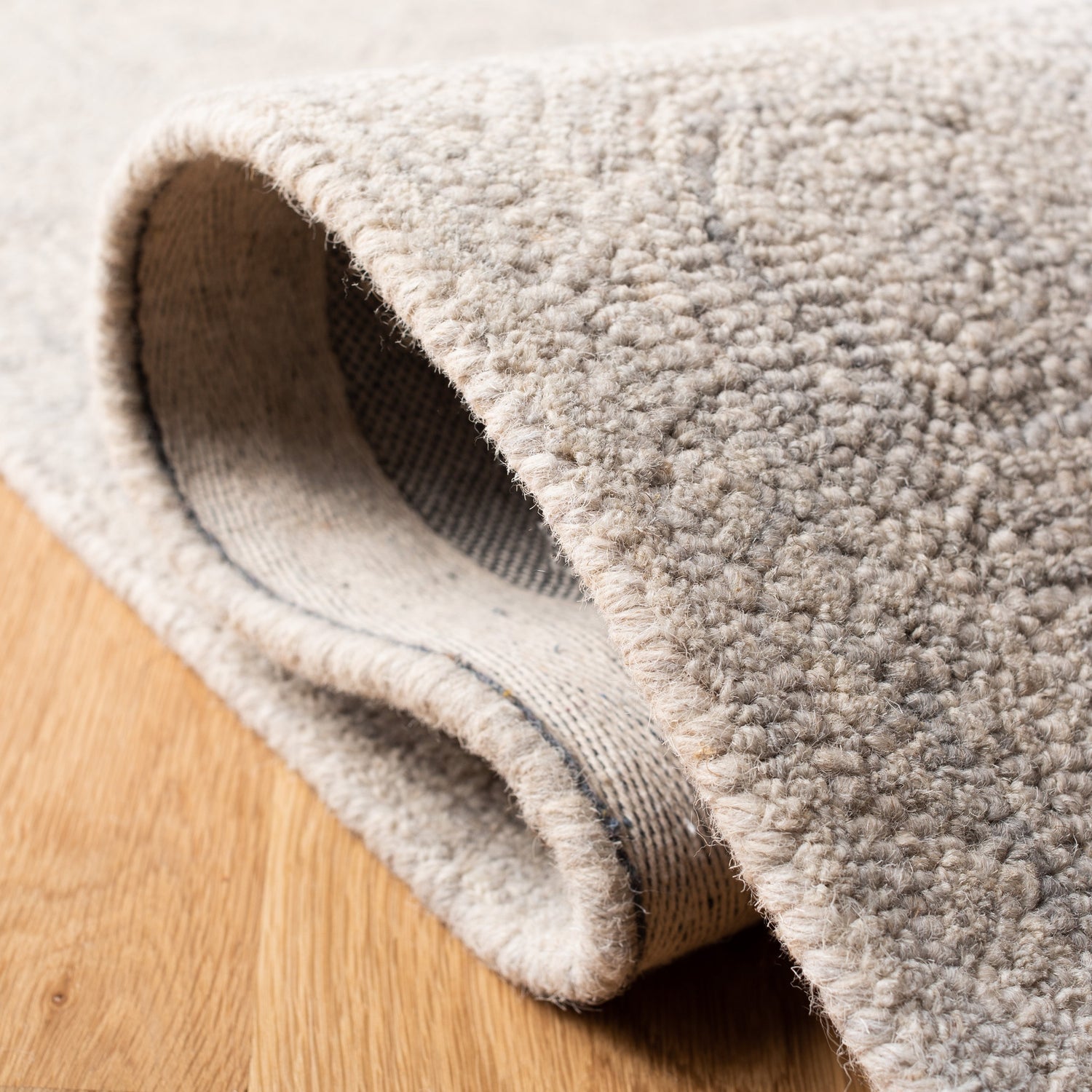 Safavieh Micro-Loop Mlp527G Silver/Grey Rugs.
