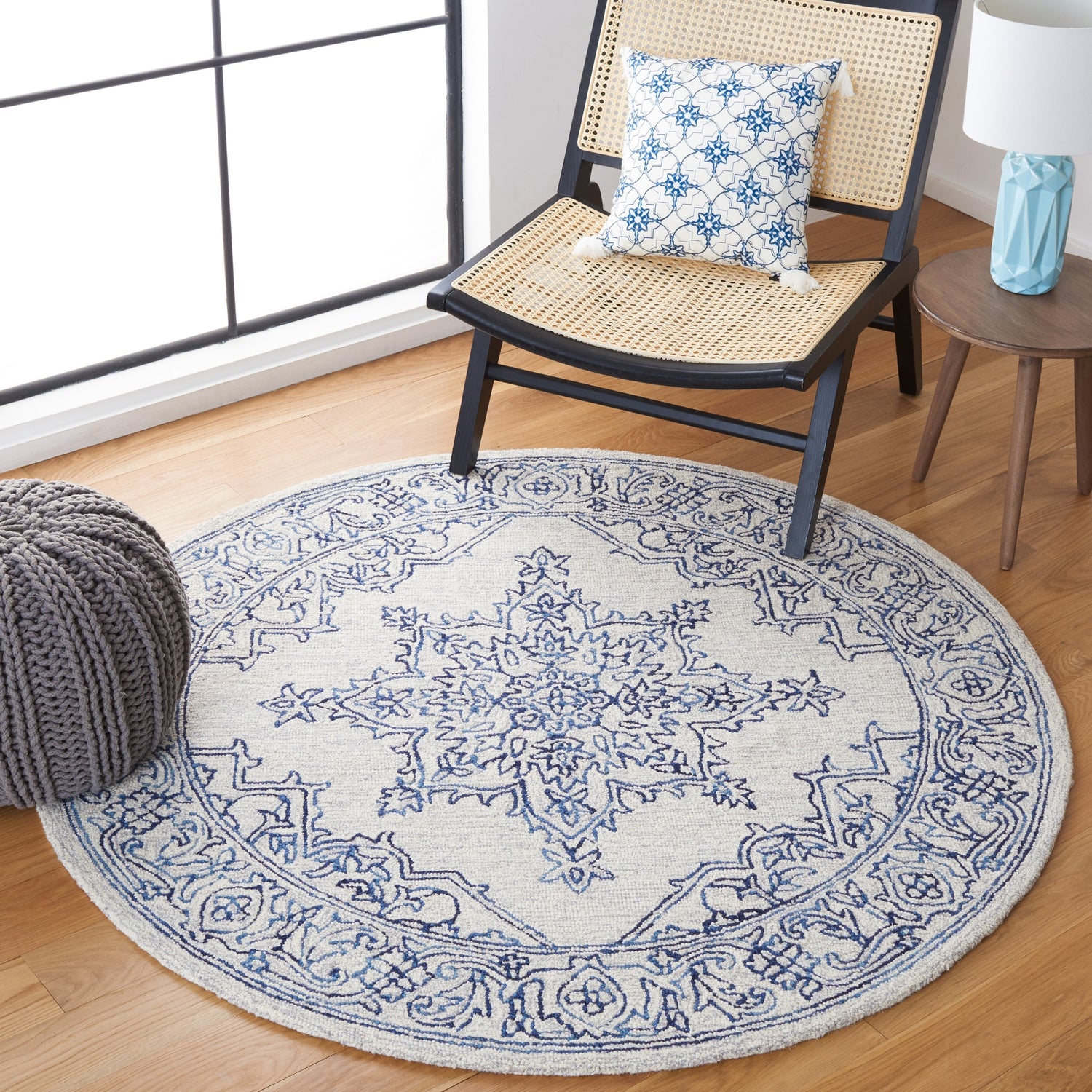 Safavieh Micro-Loop Mlp614A Ivory/Blue Rugs.