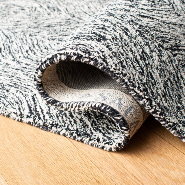 Safavieh Micro-Loop Mlp615Z Black/Ivory Rugs.